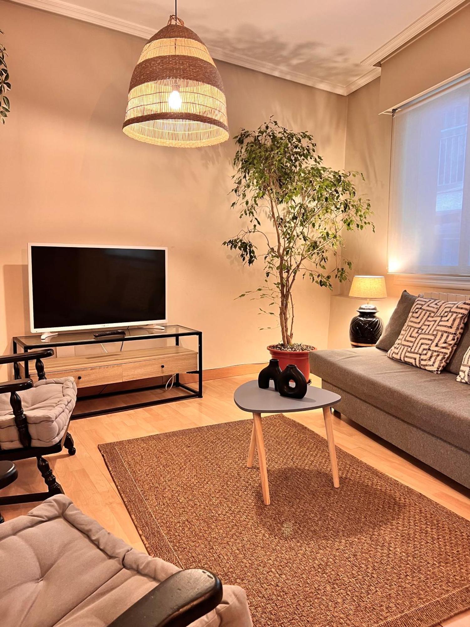 Ferrymill House - Apartamento Turistico Кастро-Урдиалес Екстериор снимка