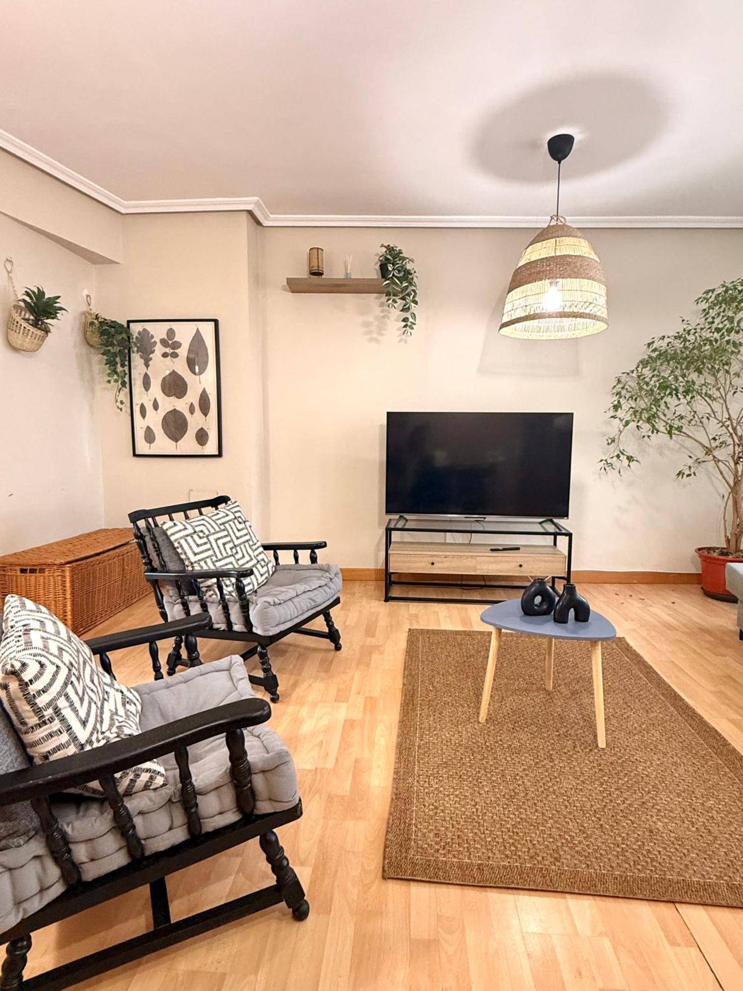 Ferrymill House - Apartamento Turistico Кастро-Урдиалес Екстериор снимка